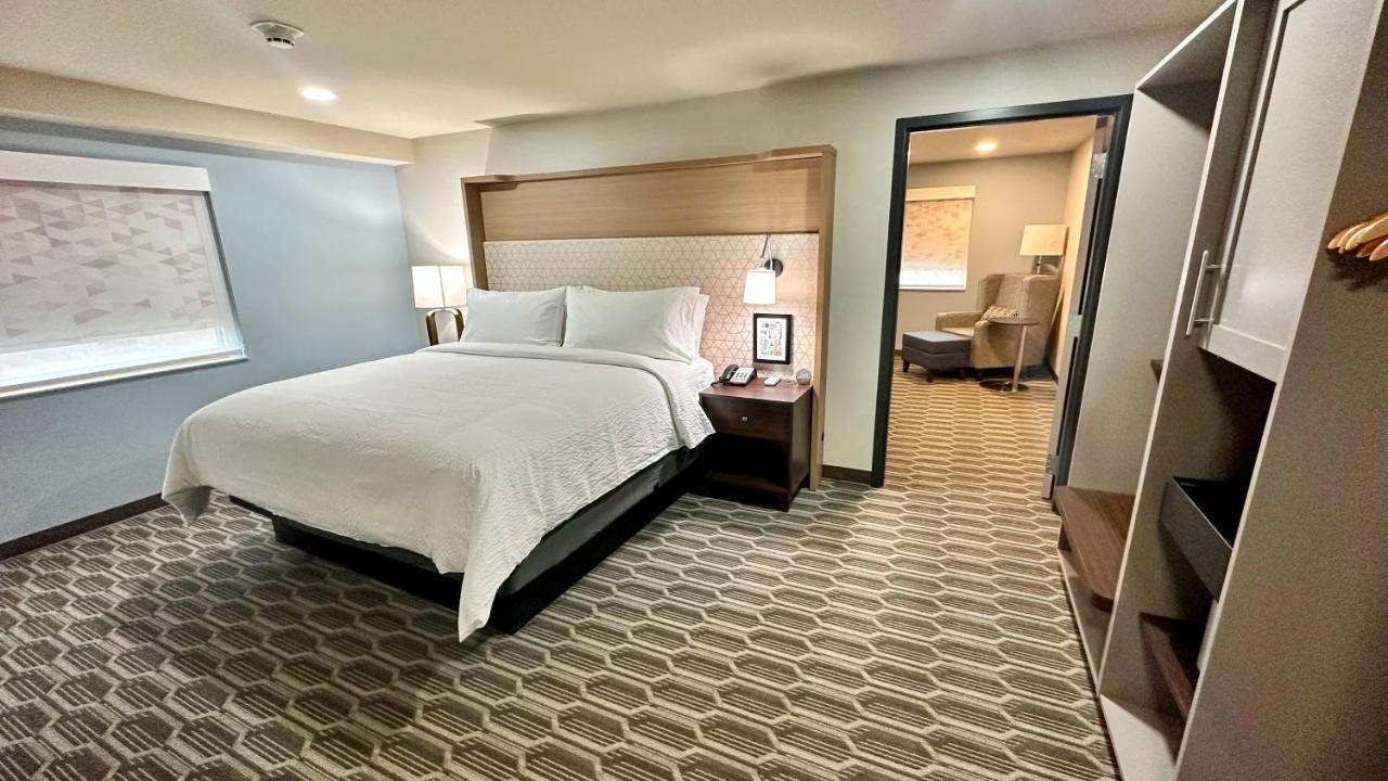 Holiday Inn Kansas City - Downtown By Ihg Bagian luar foto